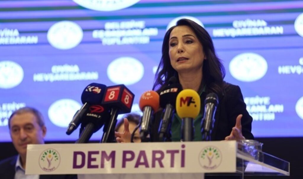tulay hatimogullarindan birgun gozaltilarina tepki tpI6TQhZ