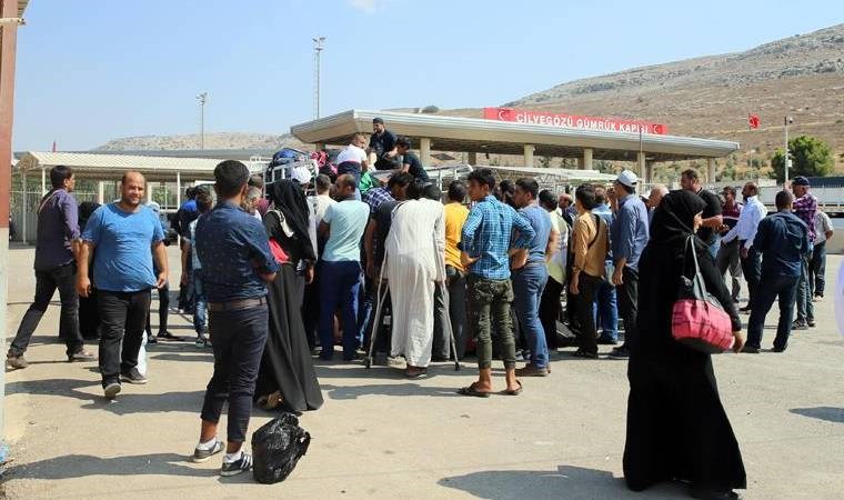 Türkiye'den ayrılan Suriyelilerin sayısı 100 bini bulmadı, dönüş beklenenden yavaş ilerliyor 2 turkiyeden ayrilan suriyelilerin sayisi 100 bini bulmadi donus beklenenden yavas ilerliyor 1