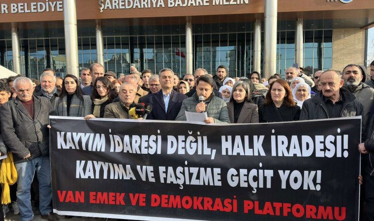 Van'da Abdullah Zeydan'a hapis cezası verilmesi protesto edildi 3 vanda abdullah zeydana hapis cezasi verilmesi protesto edildi EAtFqCJ3