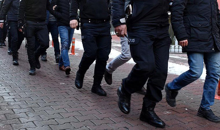 Yozgat'ta 'aranan şahıs' operasyonu: 17 kişi yakalandı 1 yozgatta aranan sahis operasyonu 17 kisi yakalandi h6pGOTT7