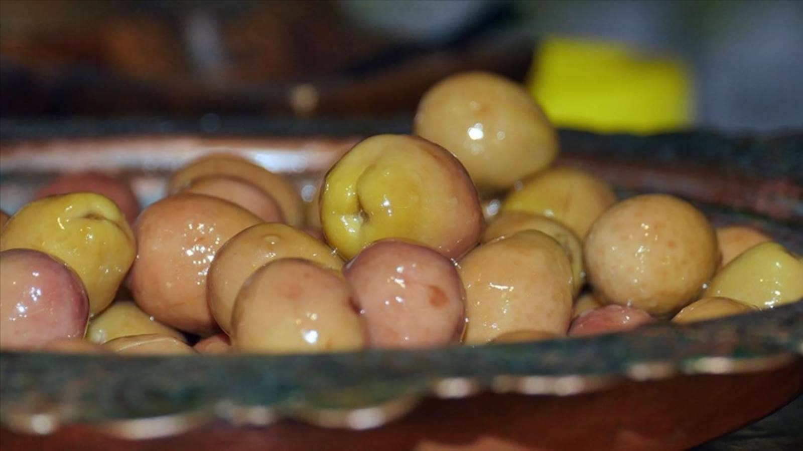 z kusagi yemek trendlerini degistirdi tursu ve zeytin yeni kusagin favorisi oldu 0