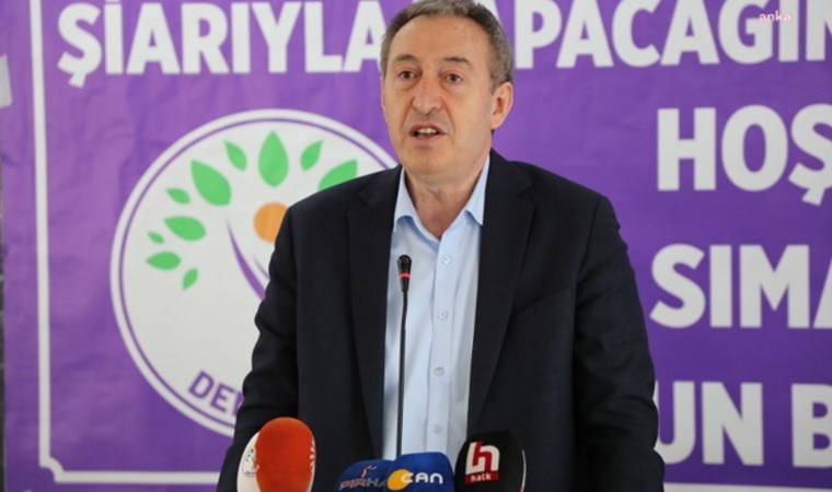 'Abdullah Öcalan'dan görüntülü mesaj' tartışması: DEM'li Bakırhan, Bakan Tunç'a çağrı yaptı 4 abdullah ocalandan goruntulu mesaj tartismasi demli bakirhan bakan tunca cagri yapti LllPh3rb