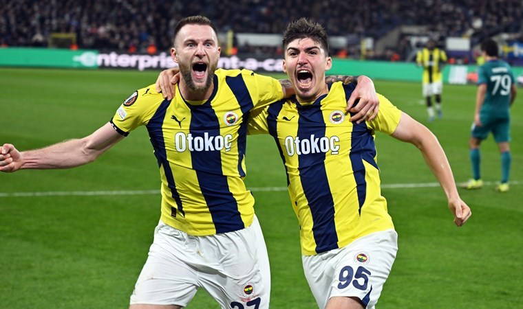 Belçika'da tur gecesi: Fenerbahçe adını son 16'ya yazdırdı! 3 belcikada tur gecesi fenerbahce adini son 16ya yazdirdi CEWMwCPK