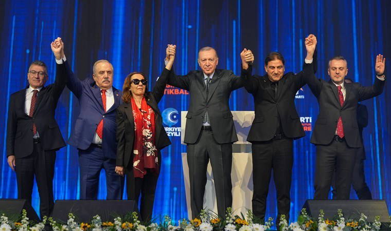 Çok konuşulacak iddia… ‘AKP kongresi şaibeli’ dedi: Gerekçesini canlı yayında anlattı! 10 cok konusulacak iddia akp kongresi saibeli dedi gerekcesini canli yayinda anlatti wKXlrfSr