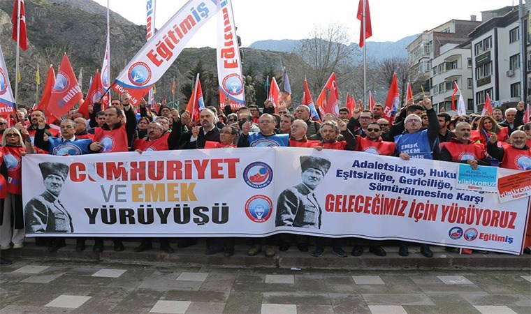Cumhuriyet ve Emek Yürüyüşü 3 cumhuriyet ve emek yuruyusu 3I9HYpgW