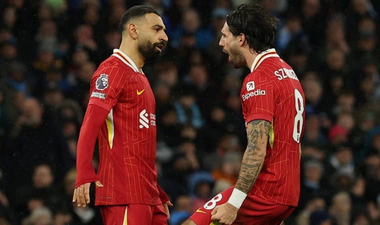 Dev maçta kazanan Liverpool: Puan farkını 11'e çıkardı! 2 dev macta kazanan liverpool puan farkini 11e cikardi PmniV2Gi