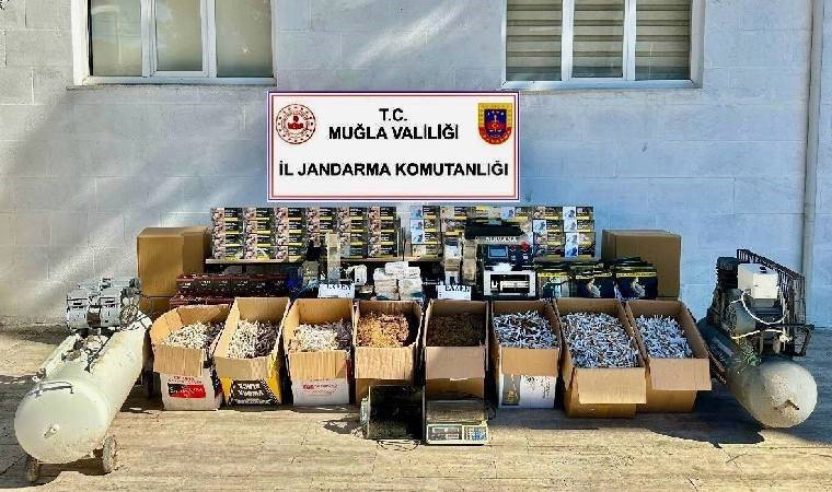Muğla’da kaçak tütün operasyonu: 3 gözaltı! 6 muglada kacak tutun operasyonu 3 gozalti 72ulS3QV