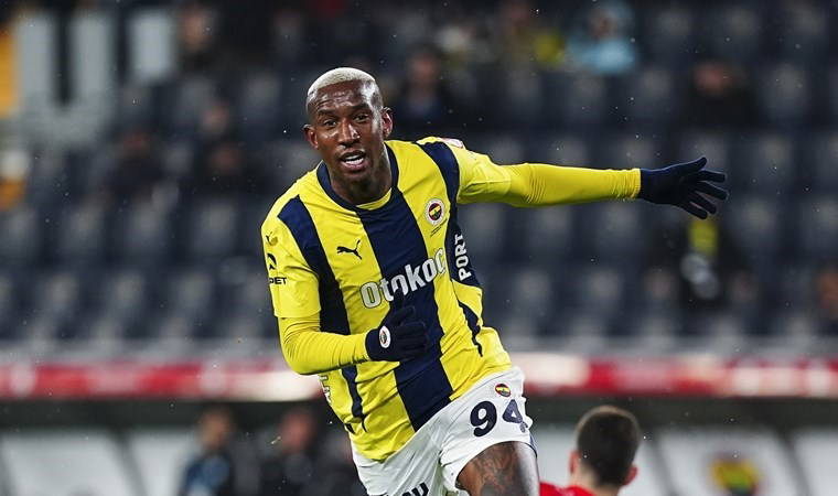 Mustafa Denizli'den flaş Talisca iddiası: 'Başarılı olma şansı son derece düşük' 1 mustafa denizliden flas talisca iddiasi basarili olma sansi son derece dusuk W1H2OvSQ