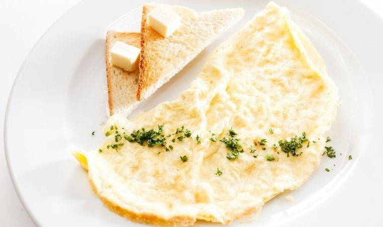 Sabah kahvaltısına protein deposu enfes lezzet: Beyaz omlet tarifi 2 sabah kahvaltisina protein deposu enfes lezzet beyaz omlet tarifi ZtviAaRp