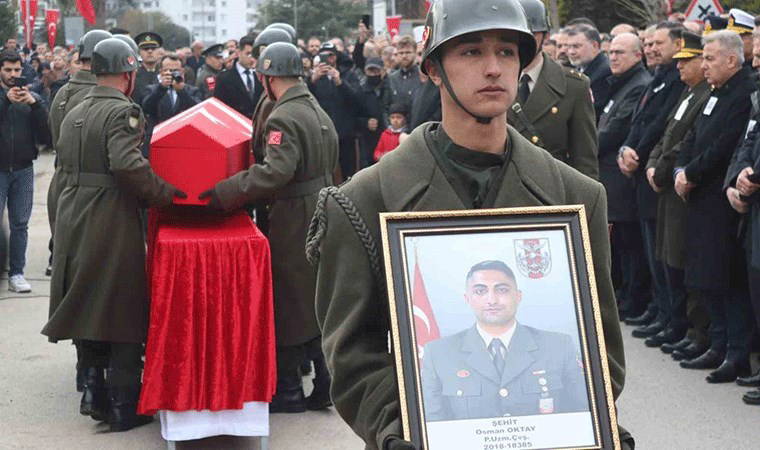 sehit uzman cavus izmirde son yolculuguna ugurlandi DWekR1IS