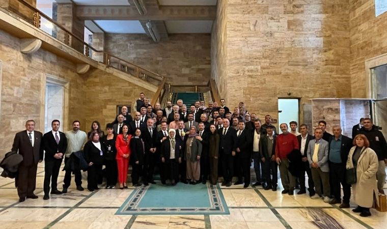 Yaşam savunucularından Özgür Özel’e teşekkür ziyareti 3 yasam savunucularindan ozgur ozele tesekkur ziyareti MYAYODqb
