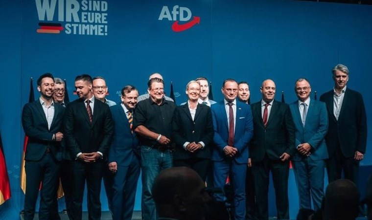 AfD hangi parti? AfD'nin açılımı ne? AfD nasıl kuruldu? AfD ırkçı mı? Almanya'da AfD mi seçildi? 1 afd hangi parti afdnin acilimi ne afd nasil kuruldu afd irkci mi almanyada afd hvqnNwMb