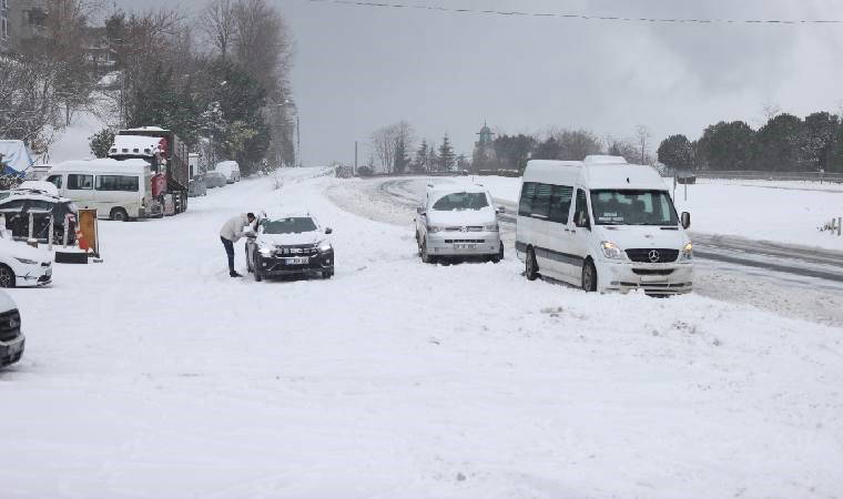 Karadeniz’de kar yağışı… Samsun ve Kastamonu’da 364 yerleşim yerine ulaşılamıyor!